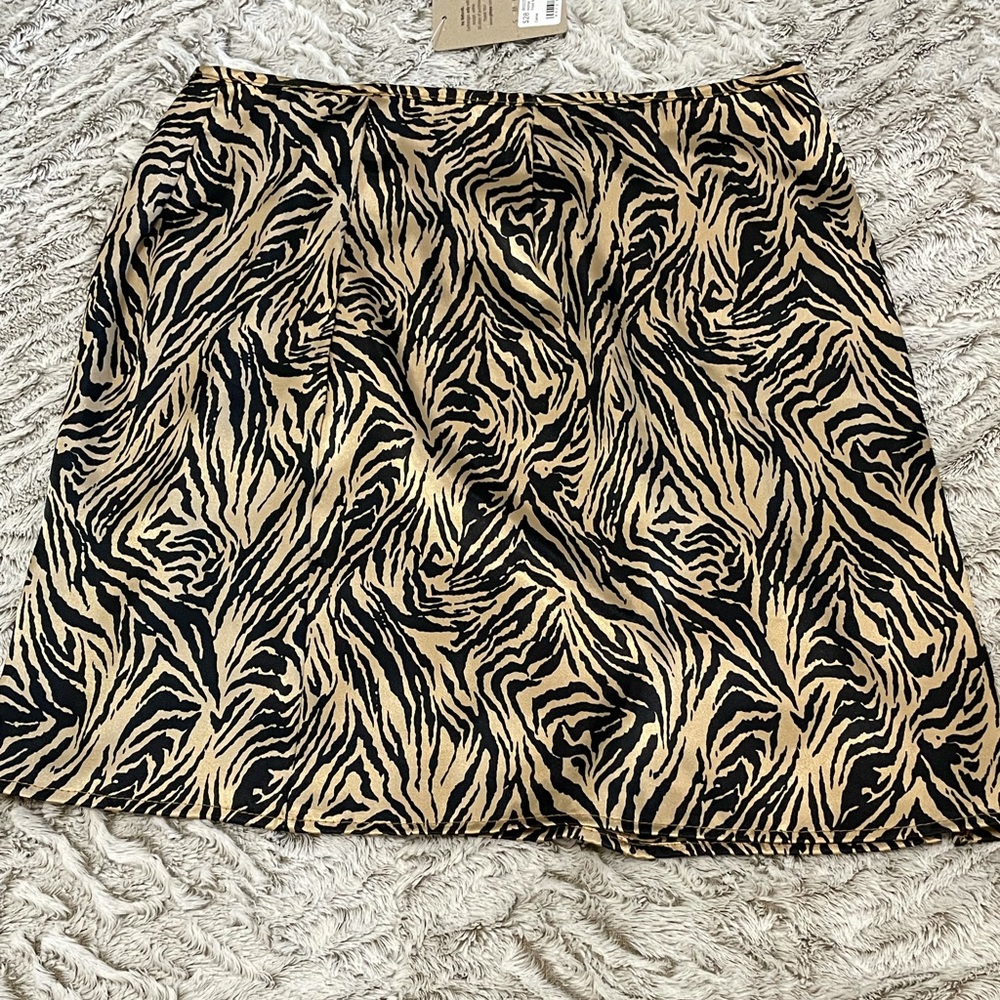 Animal print silk mini skirt